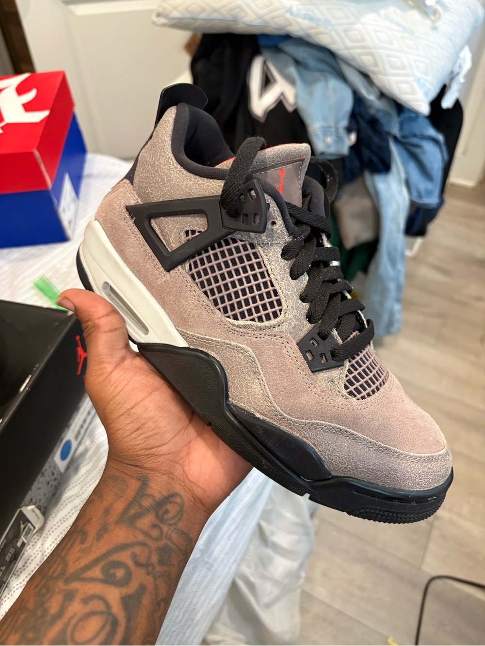 Jordan Air Jordan 4 Retro GS Taupe/Black Suede Mid Top 7Y